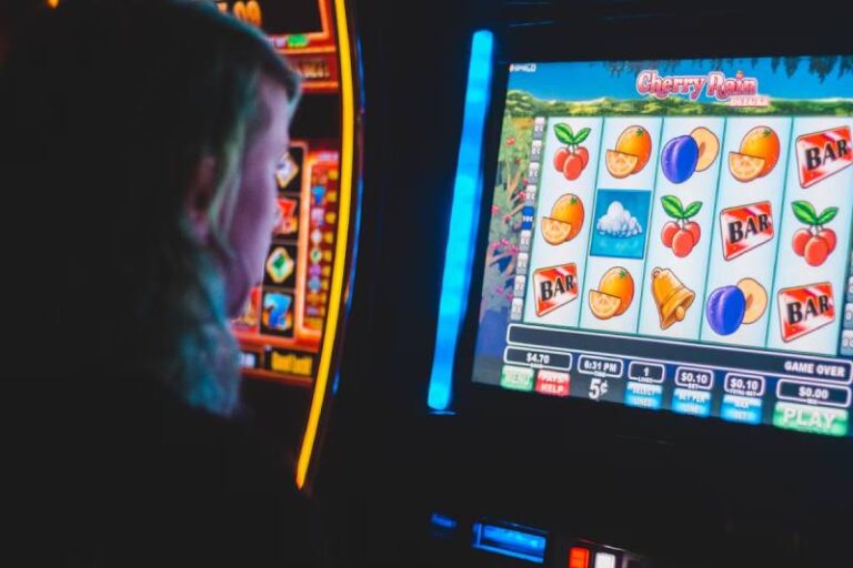 Chiến Thuật “Đánh Lẻ” Slot Game Nâng Odds Chiến Thắng 26 Chiến Thuật “Đánh Lẻ” Slot Game Nâng Odds Chiến Thắng